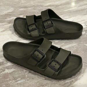 Birkenstock EVA (waterproof) Arizona Sandals in Khaki (olive green) - size 41